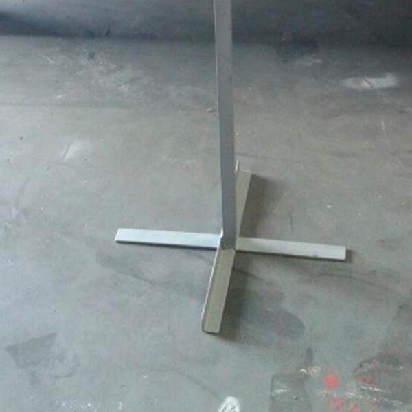 Señal metálica + protección + poste con cruceta 