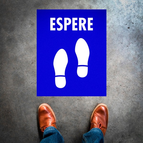 Plantilla pintar señal "espere" con pictograma pisada